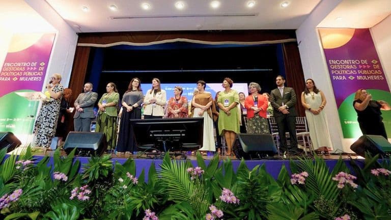 Prefeitura de Lages participa de encontro nacional sobre políticas para mulheres