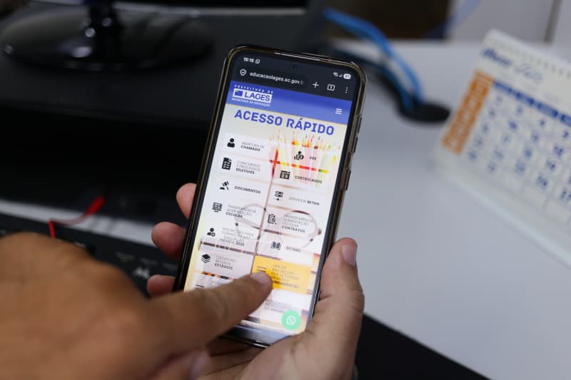Novo sistema online facilita matrículas na Rede Municipal de Educação. - Milton Barão