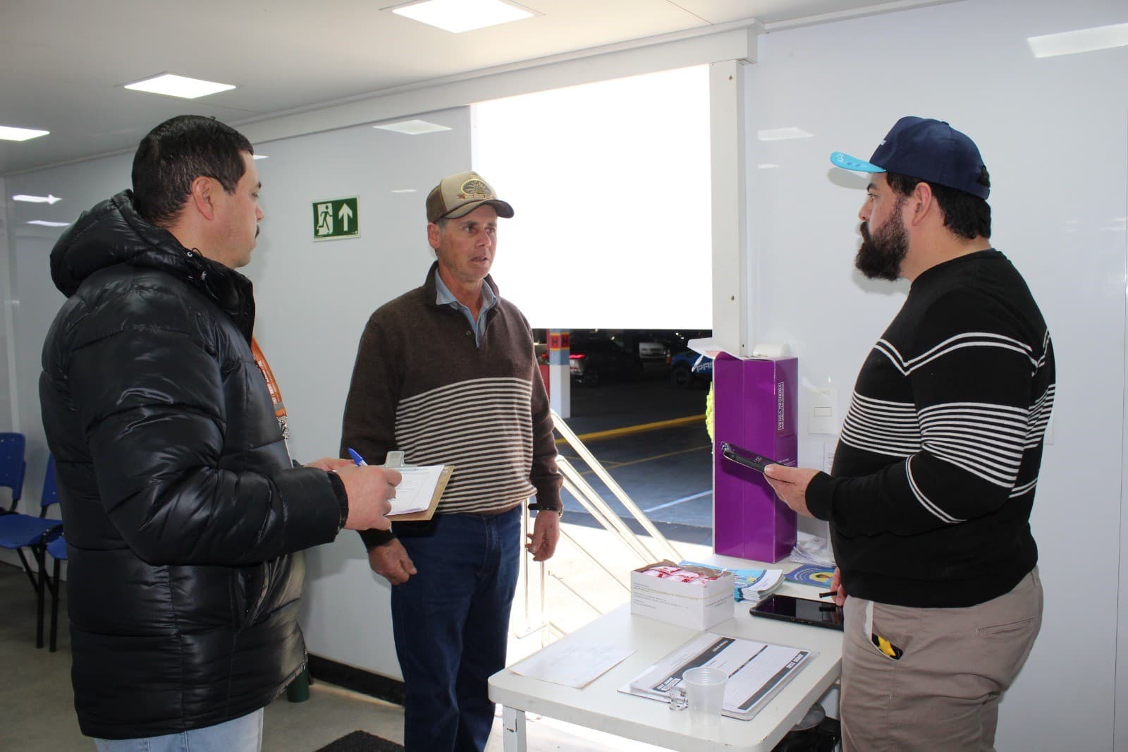 Mobilização do Mês do Motorista leva vacinação e serviços de saúde aos profissionais do transporte em Lages