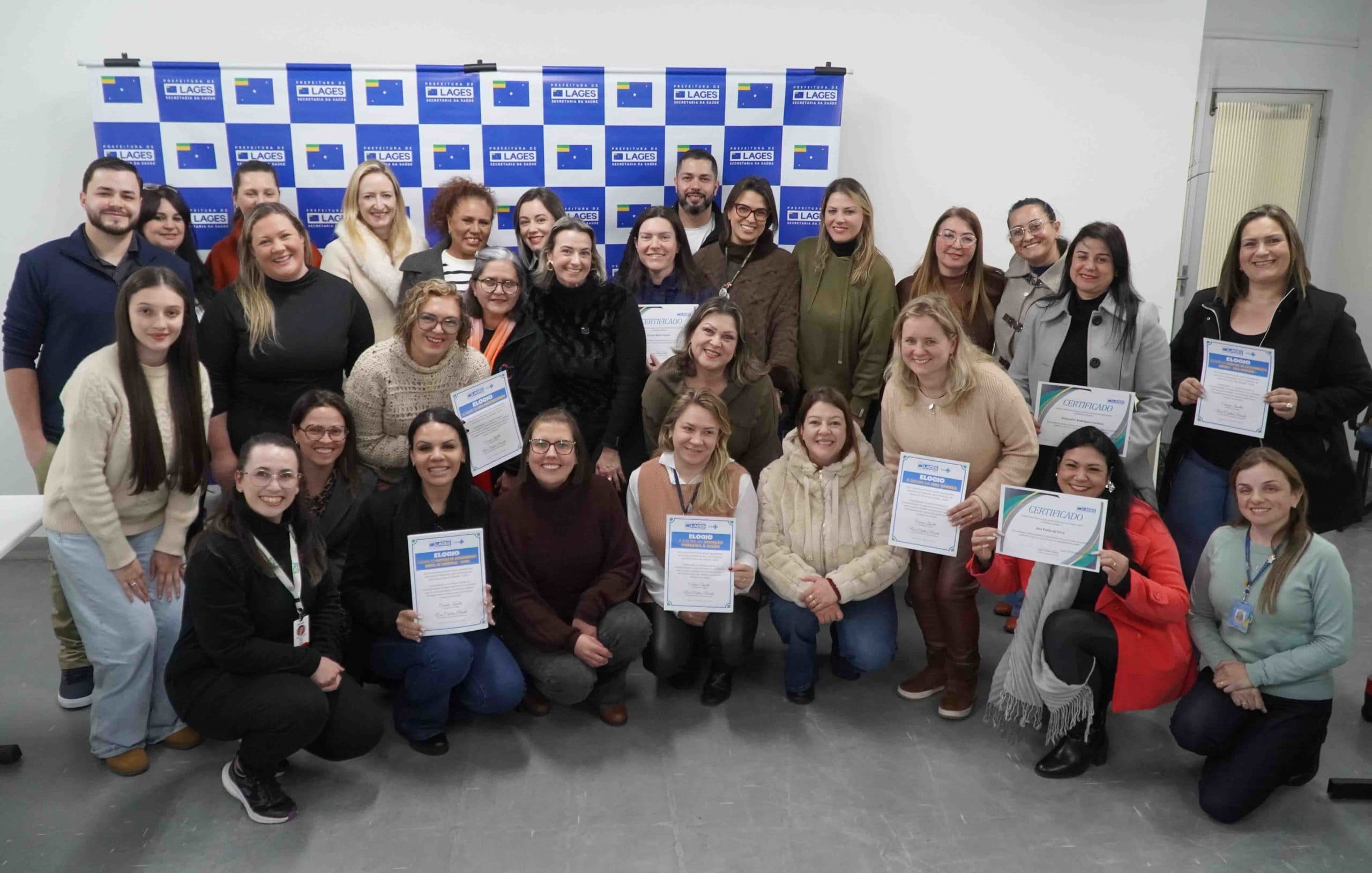 Lages reconhece servidores da Saúde após elogios registrados por usuários do SUS